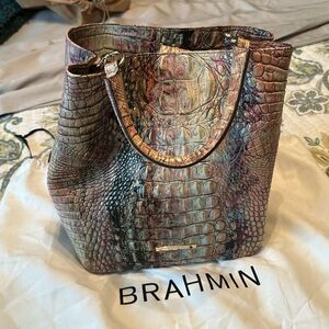 Vintage Amelia bucket bag, beatiful discontinued Opal Melbourne color